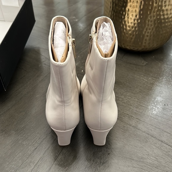 NATURALIZER Dario Wedge Booties (WIDE) - Picture 8 of 10